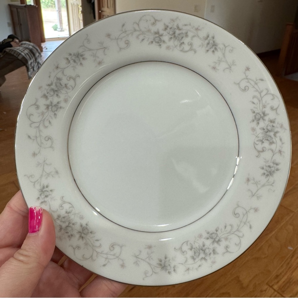 Camelot China Carrousel 1315 Japan Porcelain 6.5” Bread Plates Set Of 4